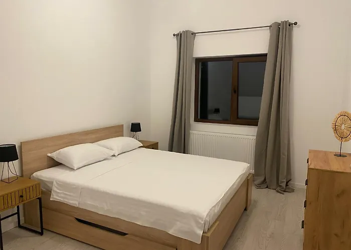 Complex Casa Buna Vestire